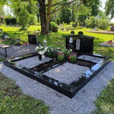 Graniidist hauapiire - Hauapiirded | Hauakivid | Hauaplaadid - Hauakivi Salong OÜ