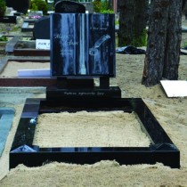 Hauapiirded - Hauakivid, hauapiirded ja hauaplaadid