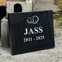 Надгробная плитка  питомца - Mahla 64, Männiku, Tallinn