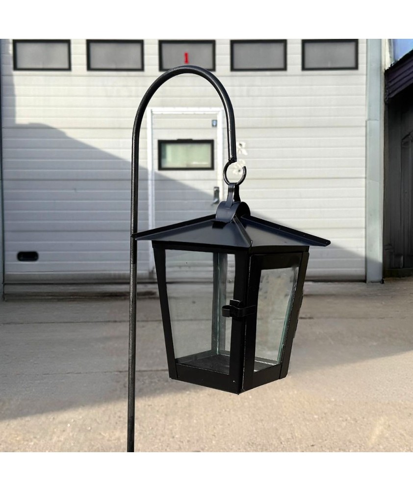 Metallist rippuv kalmulatern